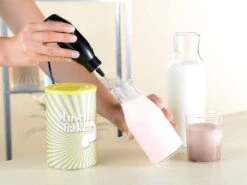 Rosenstein & Söhne Frappe Handmixer:Elektrischer Quirl-Mini-Handmixer Mit Mixbecher-Aufsatz, 15 Watt -Rosenstein & Söhne Shop nx7398 2 1