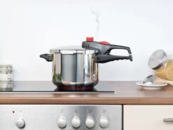 Rosenstein & Söhne Dampfkochtopf:Edelstahl-Schnellkochtopf Mit 2-stufigem Druckregler Bis 90 KPa, 6 L -Rosenstein & Söhne Shop nx9743 4